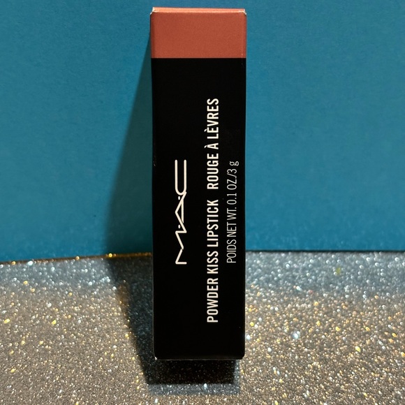 BNIB! MAC Powder Kiss Lipstick in SULTRY MOVE 921 👄 - Picture 3 of 8
